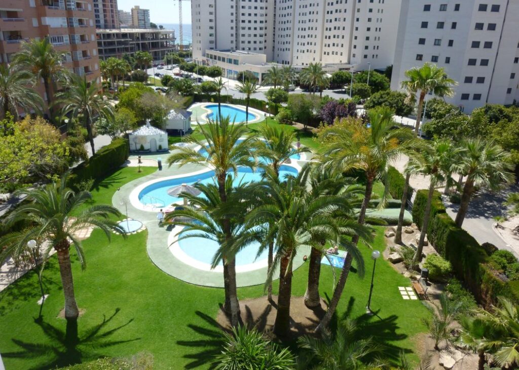 Casablanca - pohled z balkónu do zahrady
